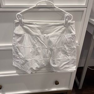 lululemon size 4 tennis skirt NWOT